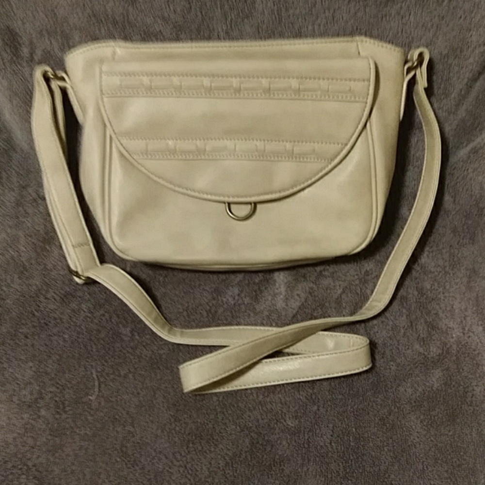 🆕NWT! NATURALIZER Purse